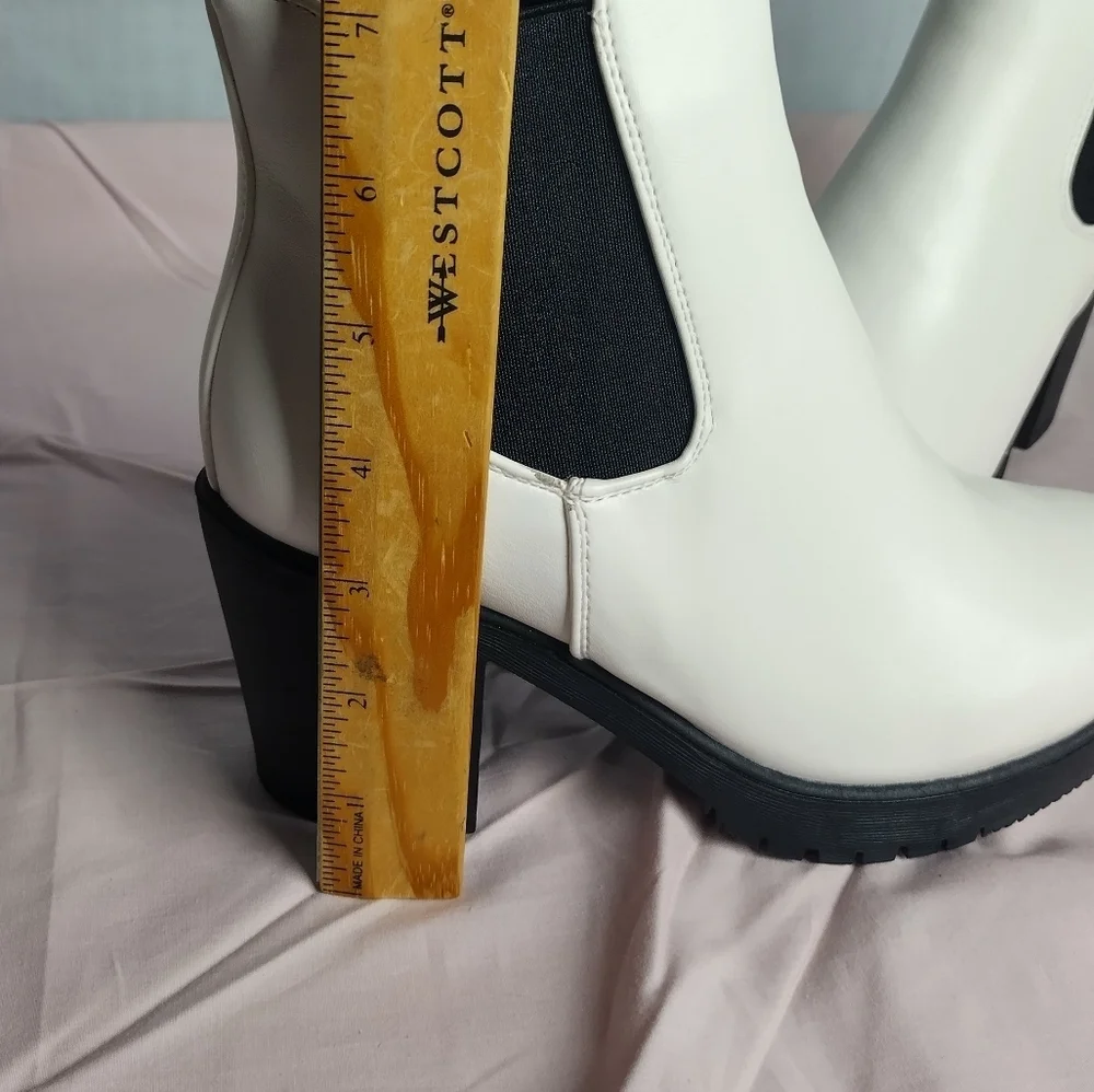 Dream Pair Women's Size 6 Ankle Platform Boots Thick Sole Balance